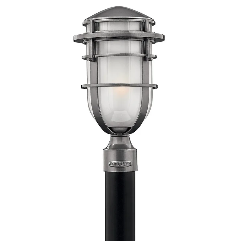 Reef Medium Post Mount Lantern 1951HE